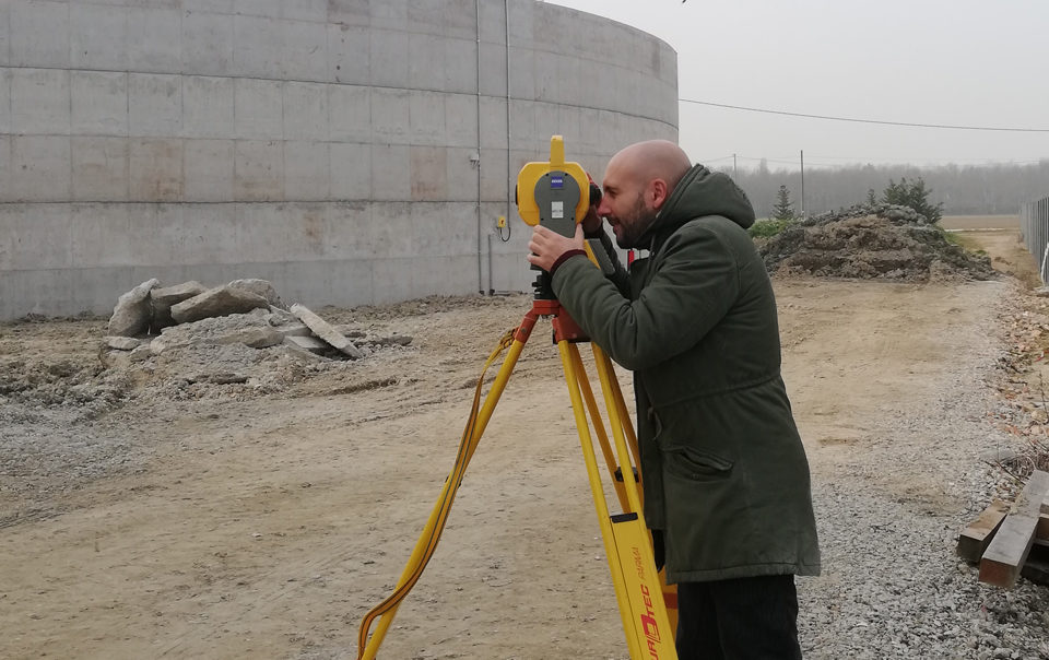 Rilievi topografici con attrezzatura professionale Marco Gatelli tecnico geometra di Forlì